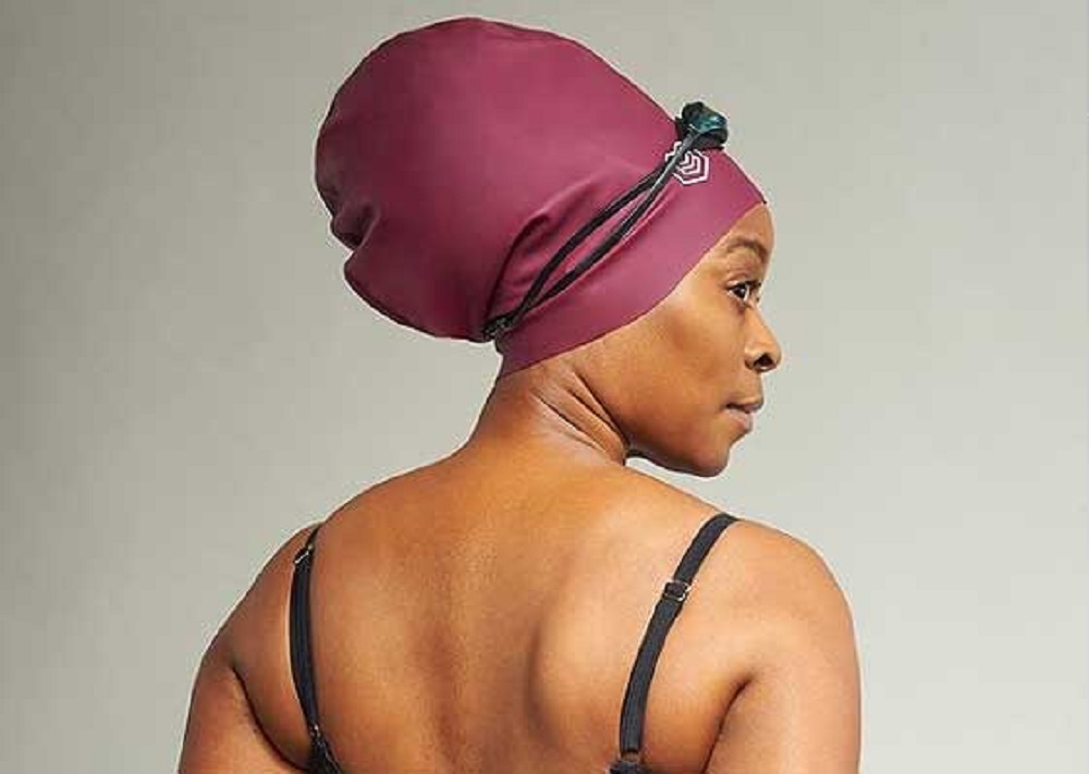 La FINA prohíbe el uso de gorro de natación diseñado para pelo afro –